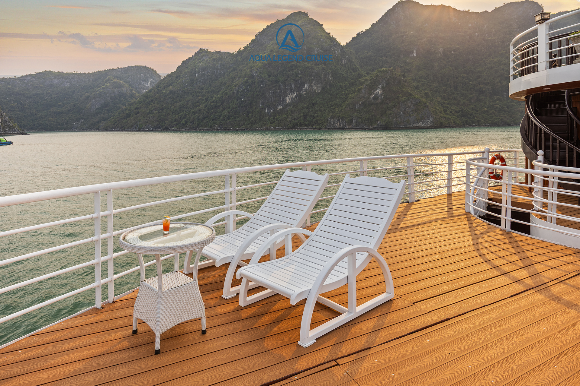 2 DAYS 1 NIGHT ON  AQUA LEGEND CRUISE